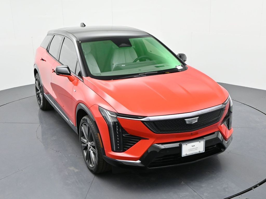 Cadillac OPTIQ Vehicle Full-screen Gallery Image 17