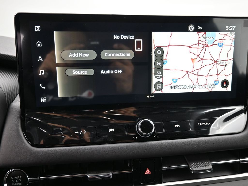 Mitsubishi Outlander Vehicle Full-screen Gallery Image 12