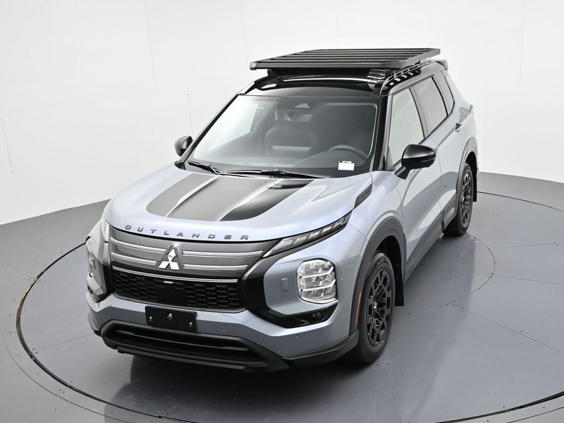 Mitsubishi Outlander Vehicle Full-screen Gallery Image 20