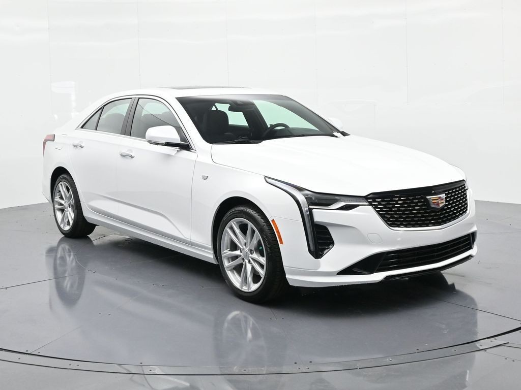 Cadillac CT4 Vehicle Full-screen Gallery Image 4