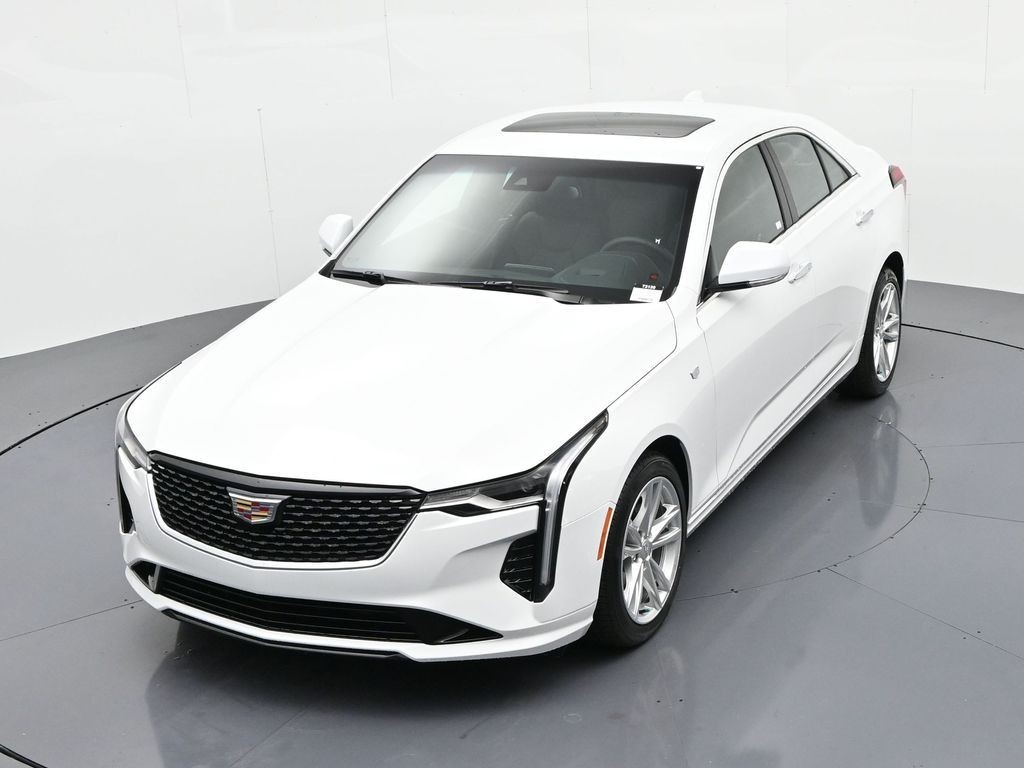 Cadillac CT4 Vehicle Full-screen Gallery Image 19