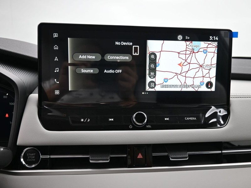 Mitsubishi Outlander Vehicle Full-screen Gallery Image 11