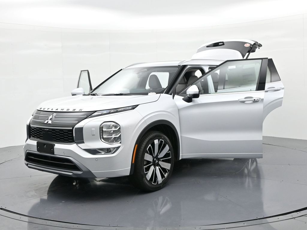 Mitsubishi Outlander Vehicle Full-screen Gallery Image 28