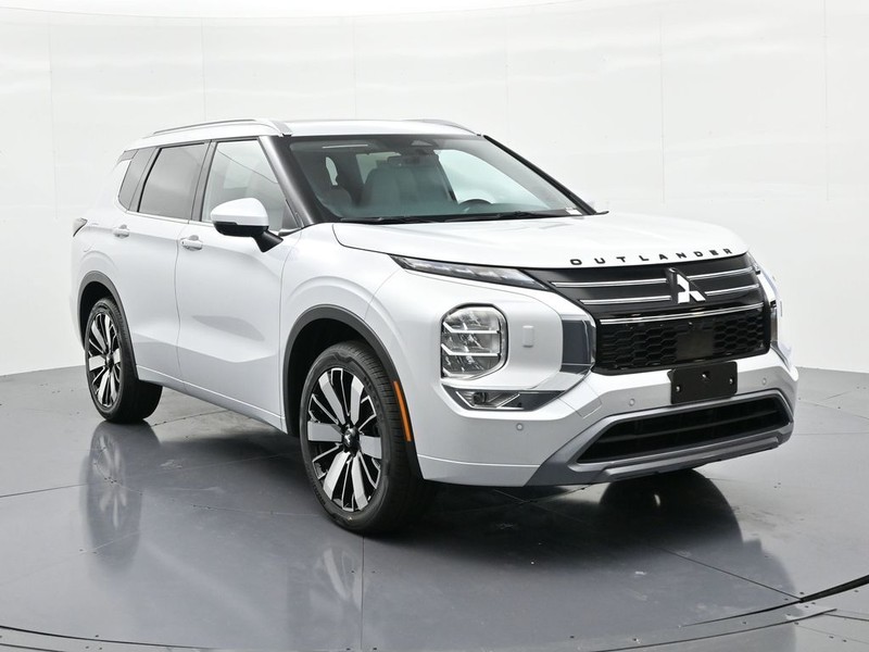 Mitsubishi Outlander Vehicle Full-screen Gallery Image 4