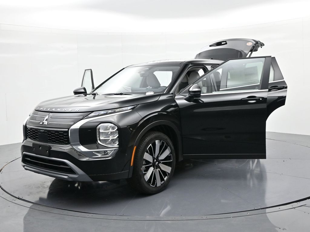 Mitsubishi Outlander Vehicle Full-screen Gallery Image 25