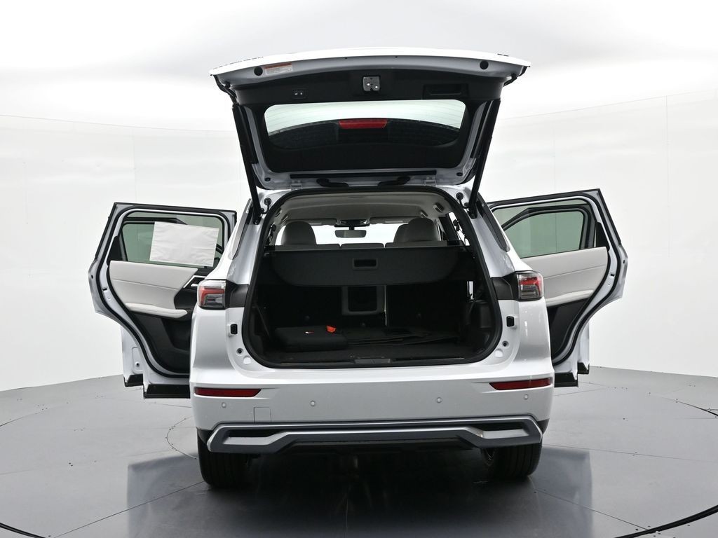 Mitsubishi Outlander Vehicle Full-screen Gallery Image 27