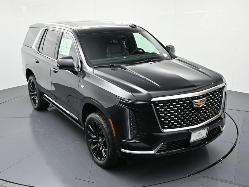Cadillac Escalade Vehicle Full-screen Gallery Image 20
