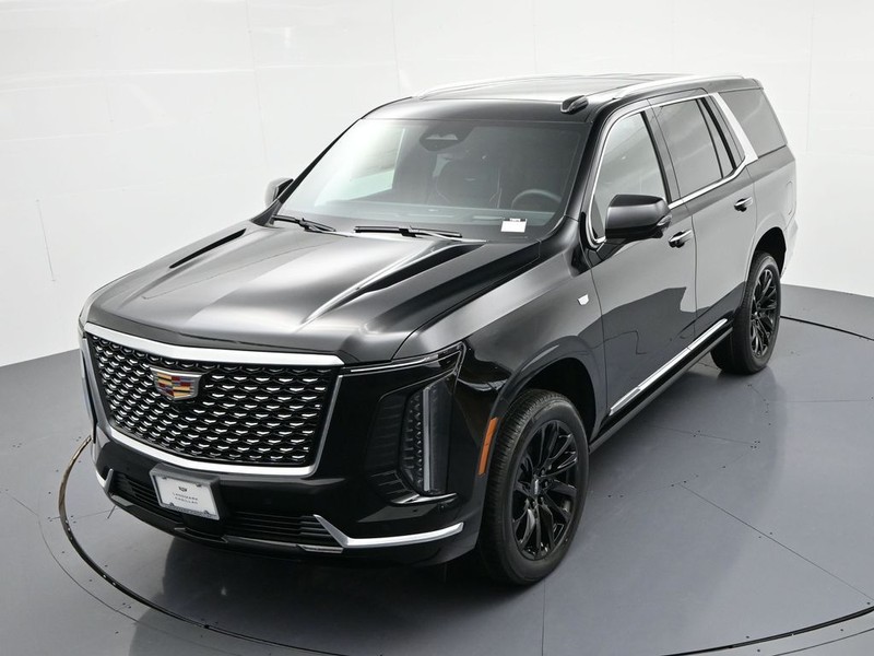Cadillac Escalade Vehicle Full-screen Gallery Image 22