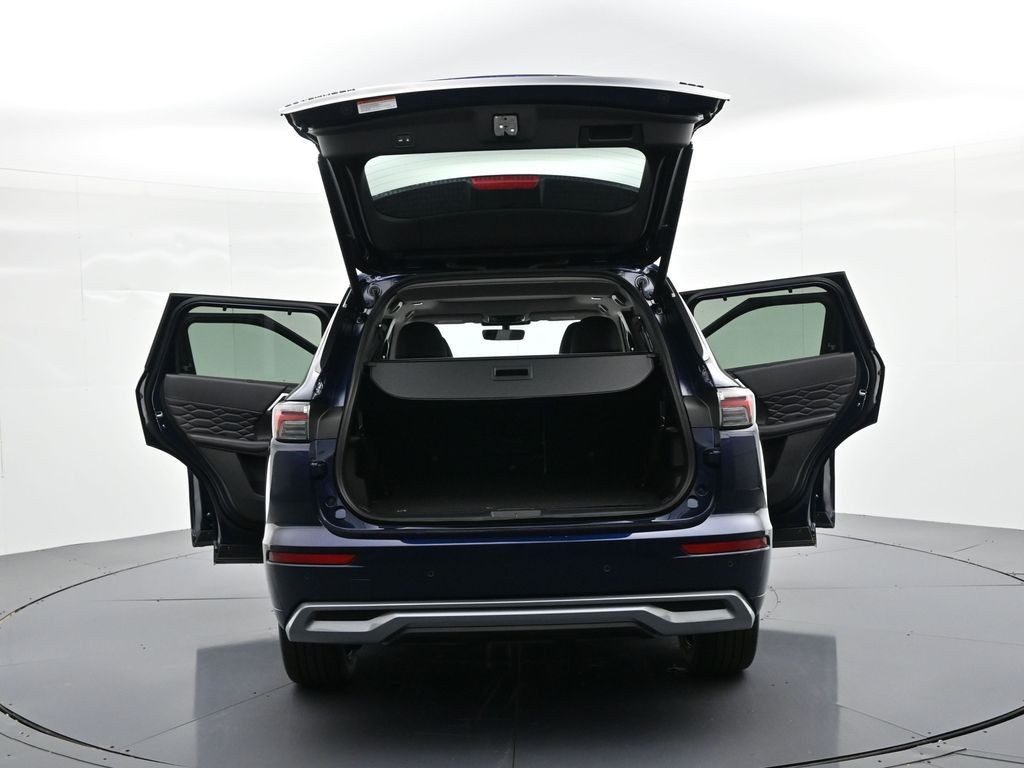 Mitsubishi Outlander Vehicle Full-screen Gallery Image 34