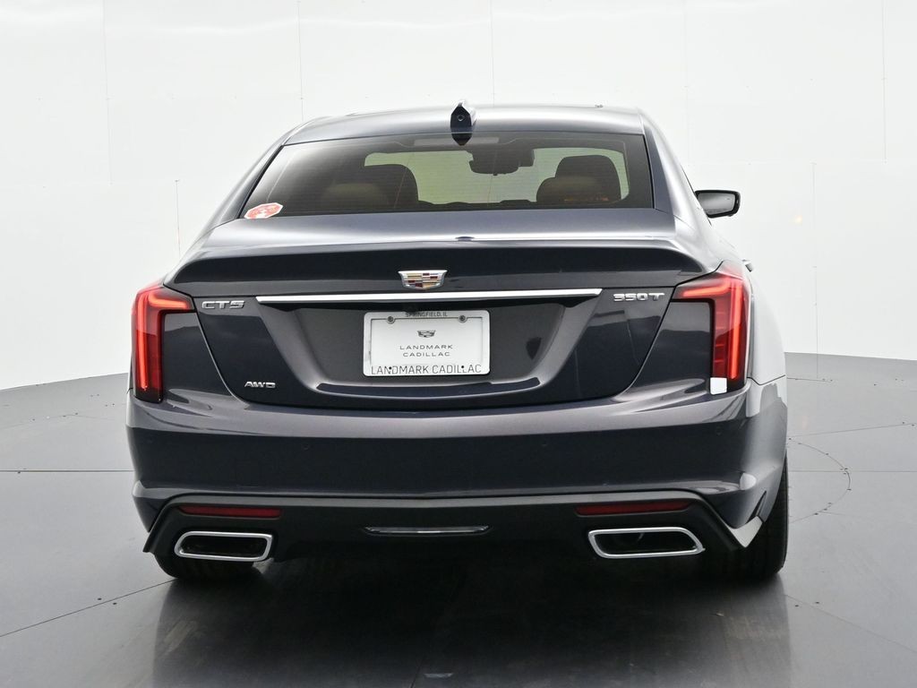 Cadillac CT5 Vehicle Full-screen Gallery Image 7