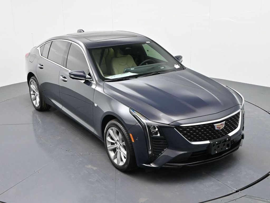 Cadillac CT5 Vehicle Full-screen Gallery Image 17