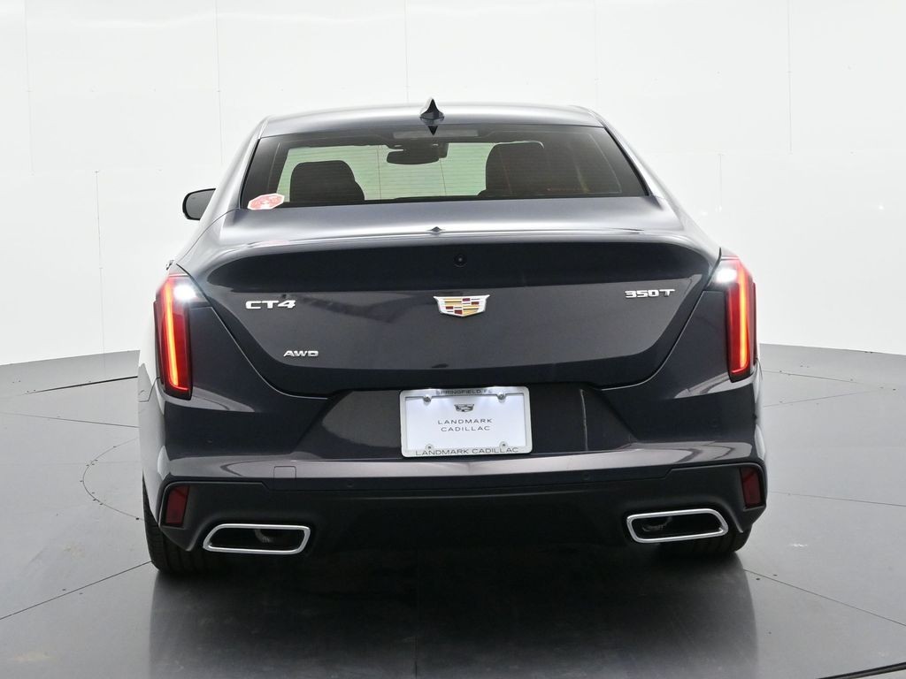 Cadillac CT4 Vehicle Full-screen Gallery Image 7