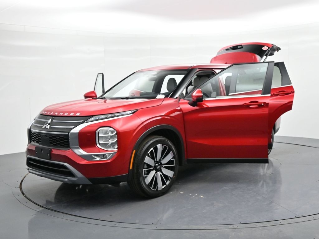 Mitsubishi Outlander Vehicle Full-screen Gallery Image 27