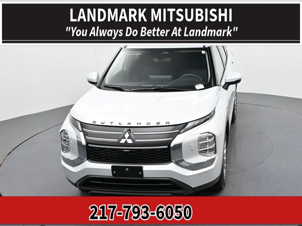 Mitsubishi Outlander Vehicle Full-screen Gallery Image 18