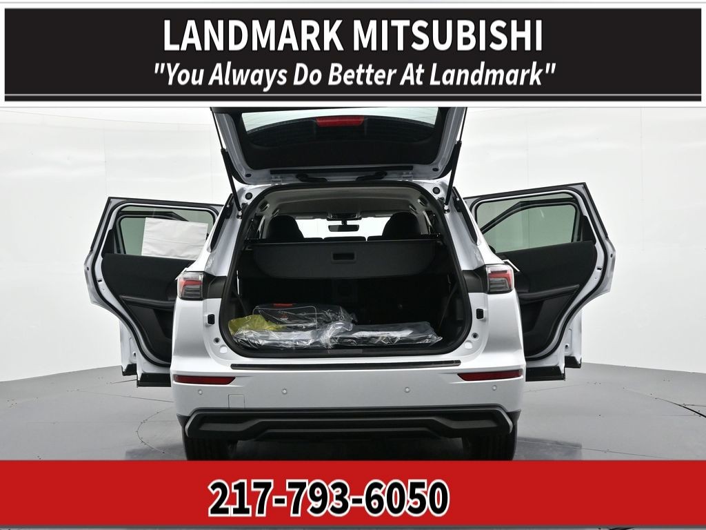 Mitsubishi Outlander Vehicle Full-screen Gallery Image 28