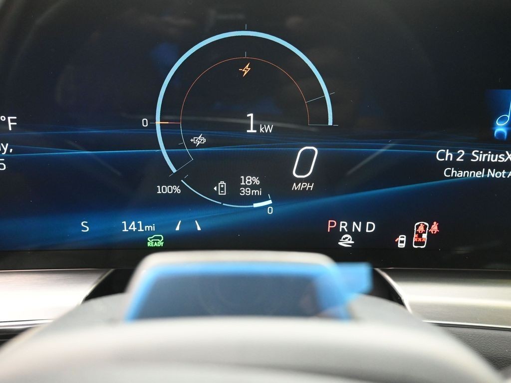 Cadillac LYRIQ Vehicle Full-screen Gallery Image 10