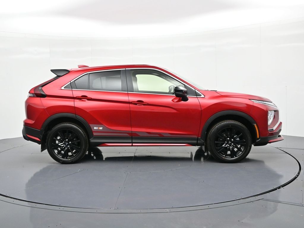 Mitsubishi Eclipse Cross Vehicle Full-screen Gallery Image 5