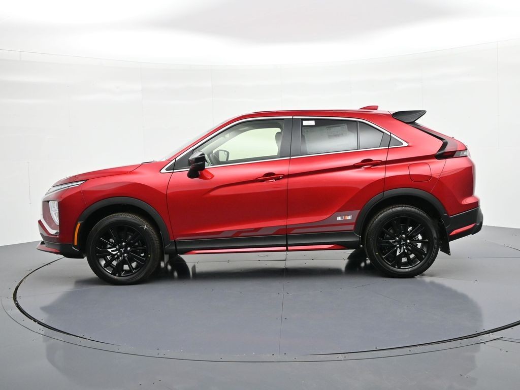 Mitsubishi Eclipse Cross Vehicle Full-screen Gallery Image 9