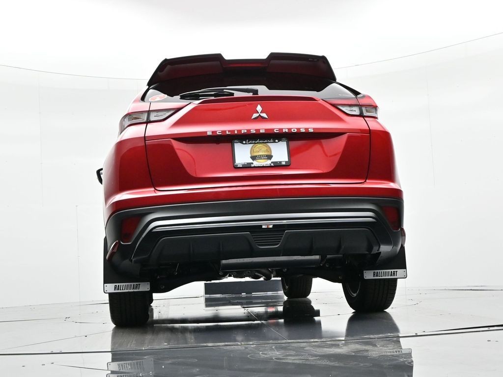 Mitsubishi Eclipse Cross Vehicle Full-screen Gallery Image 22
