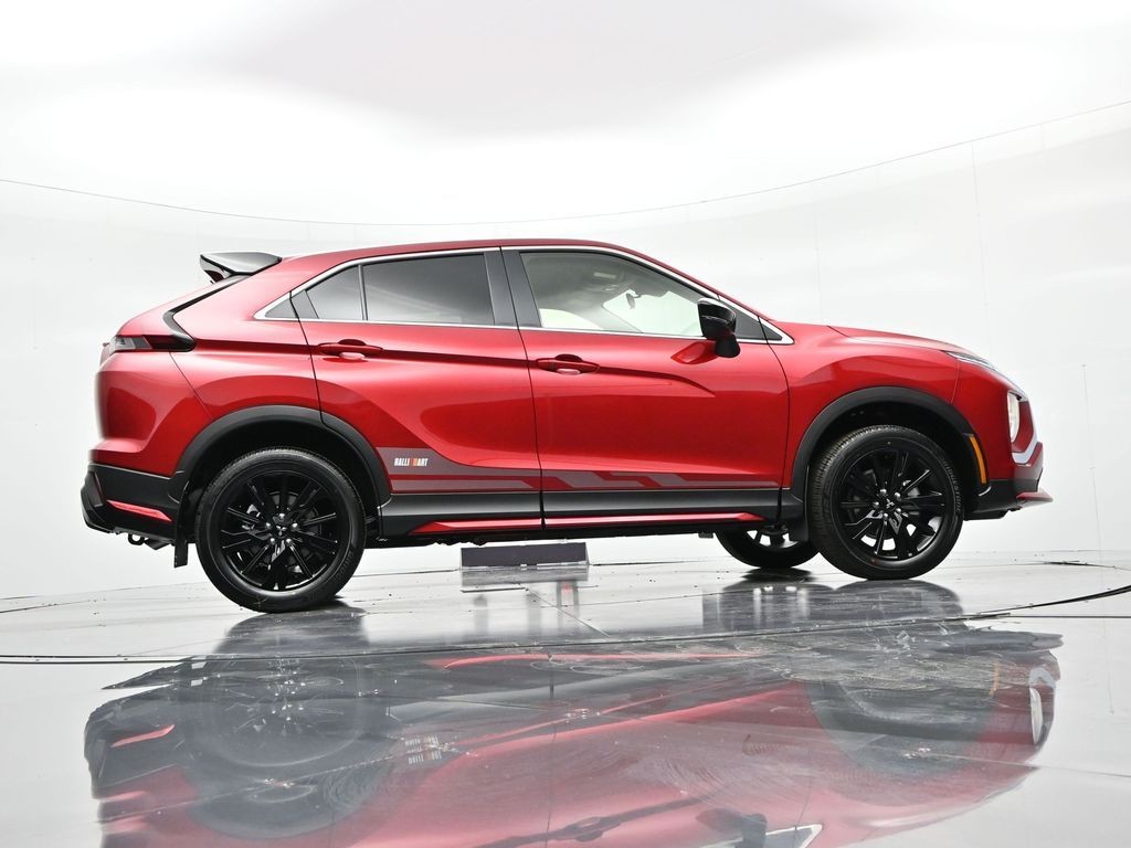 Mitsubishi Eclipse Cross Vehicle Full-screen Gallery Image 24