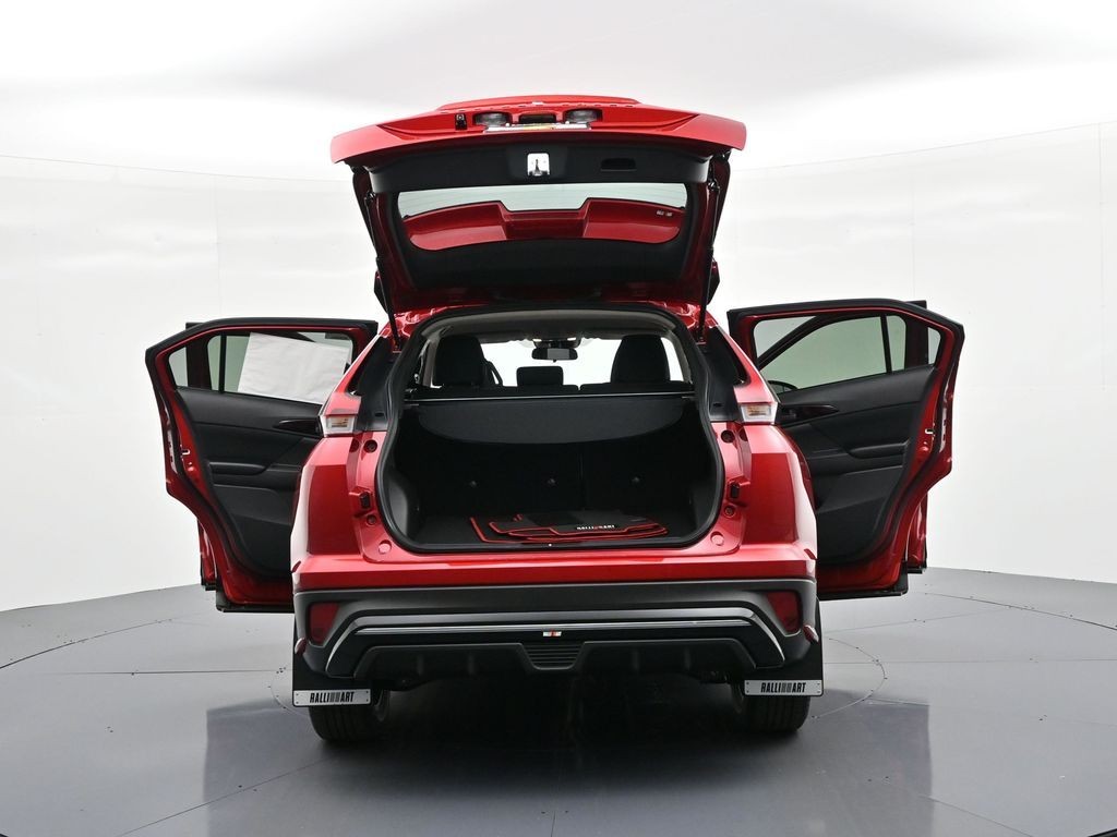 Mitsubishi Eclipse Cross Vehicle Full-screen Gallery Image 28