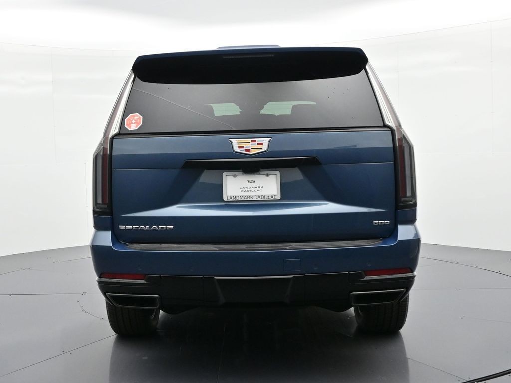 Cadillac Escalade Vehicle Full-screen Gallery Image 6