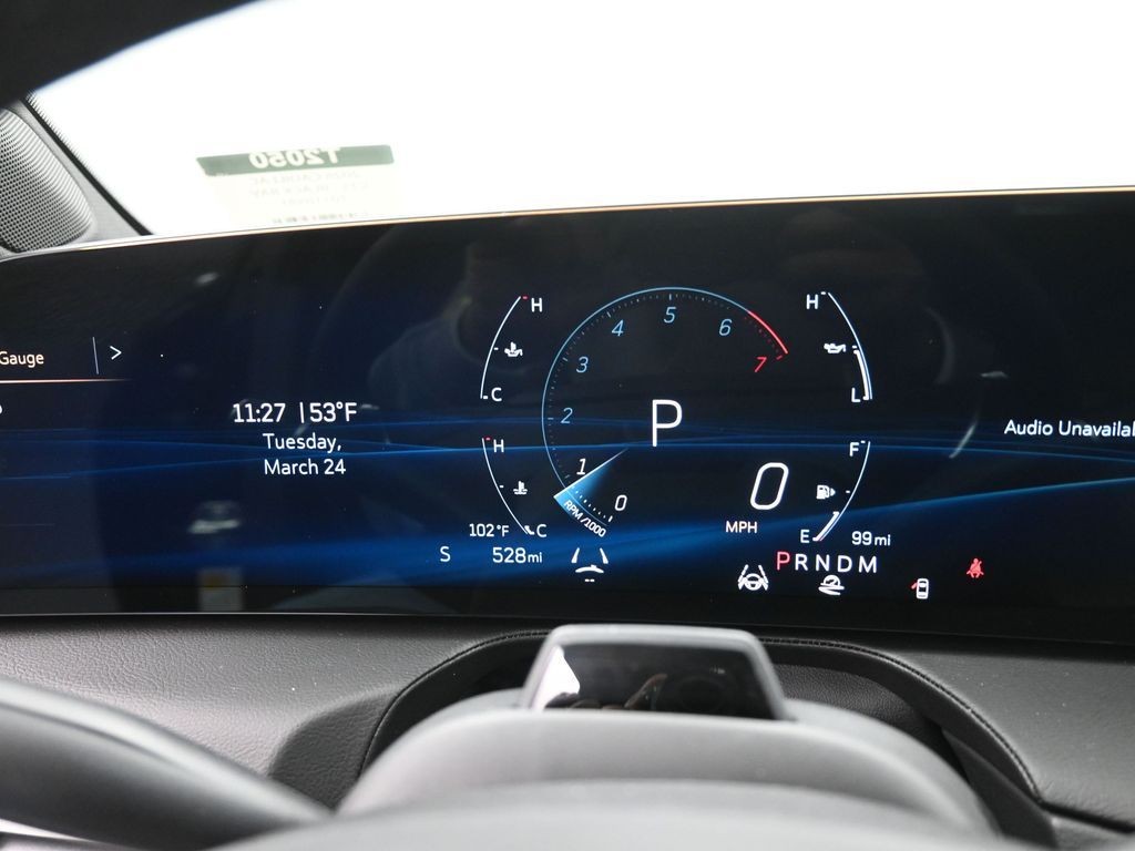 Cadillac CT5 Vehicle Full-screen Gallery Image 9