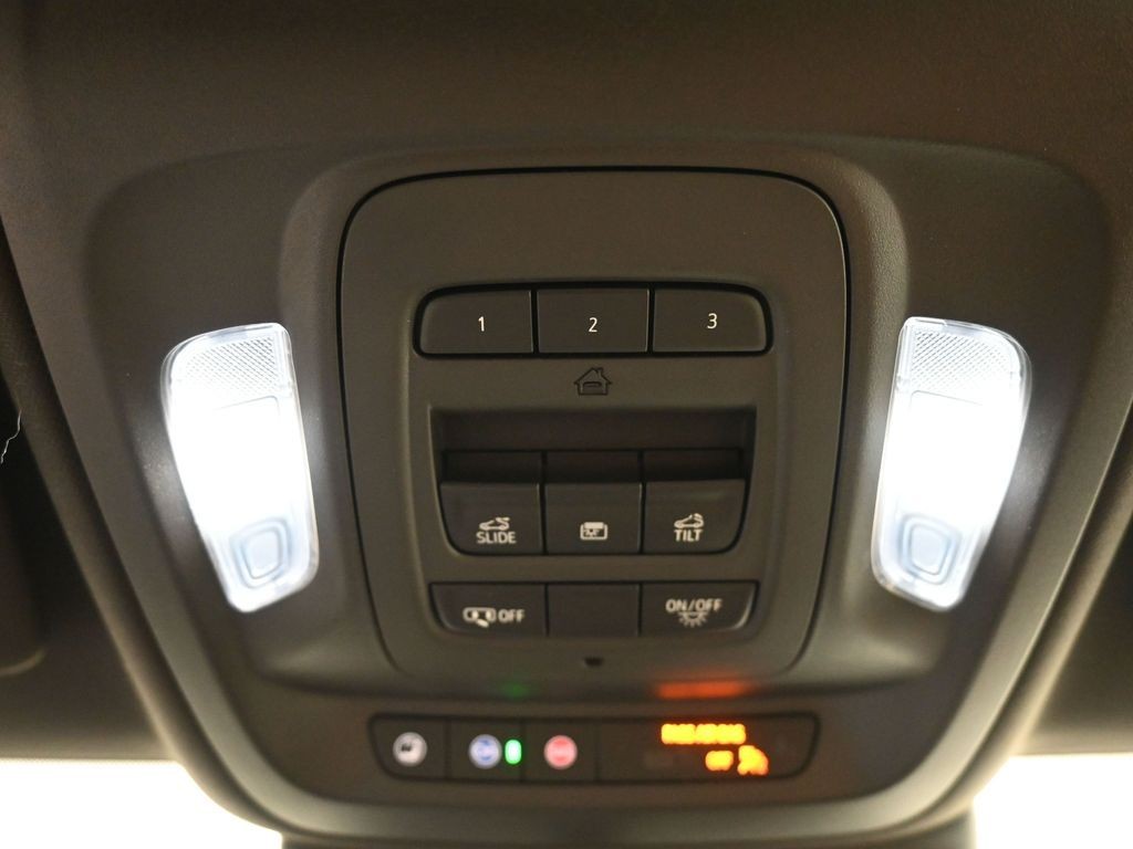 Cadillac CT5 Vehicle Full-screen Gallery Image 16