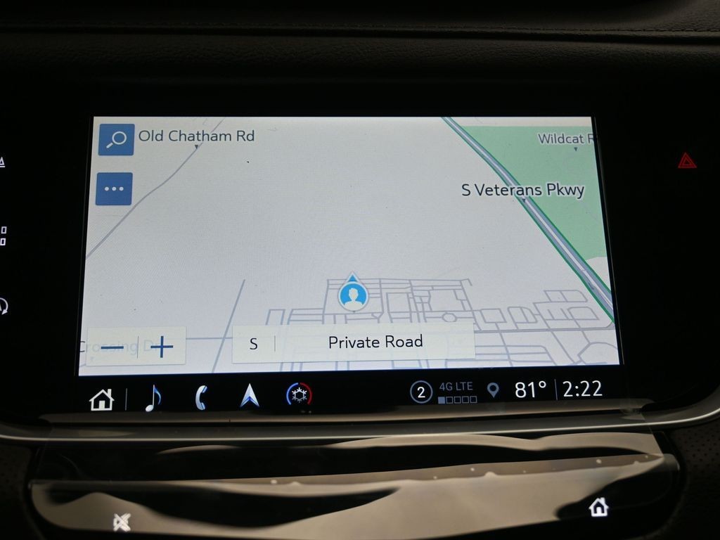 Cadillac XT5 Vehicle Full-screen Gallery Image 10