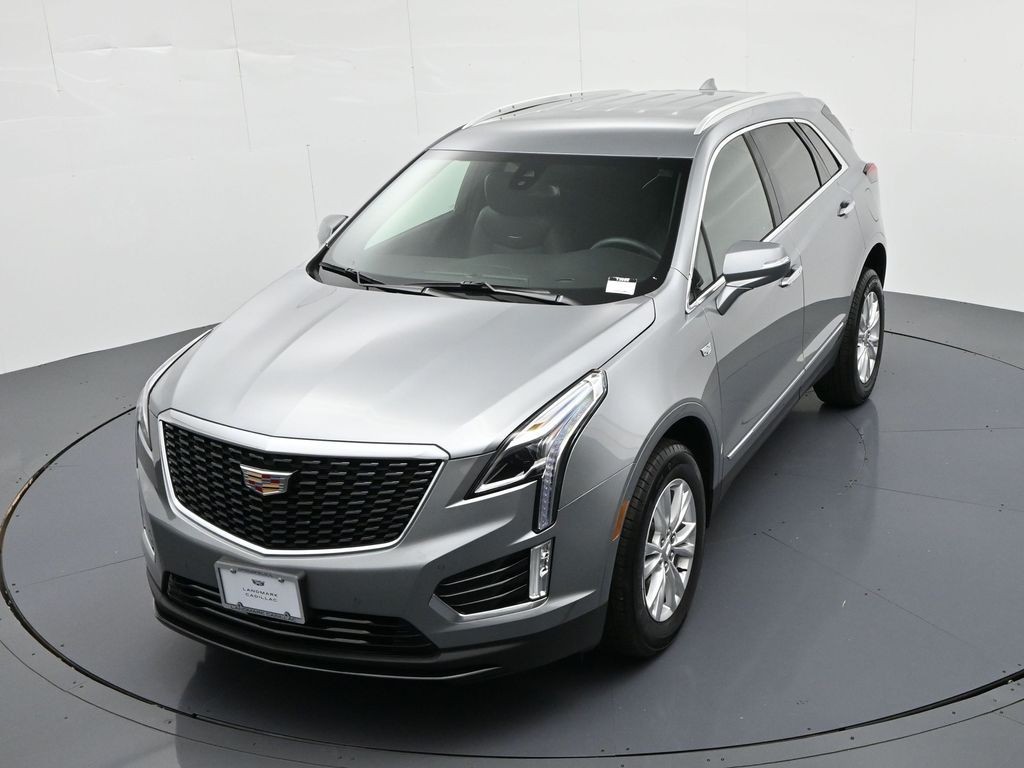 Cadillac XT5 Vehicle Full-screen Gallery Image 17