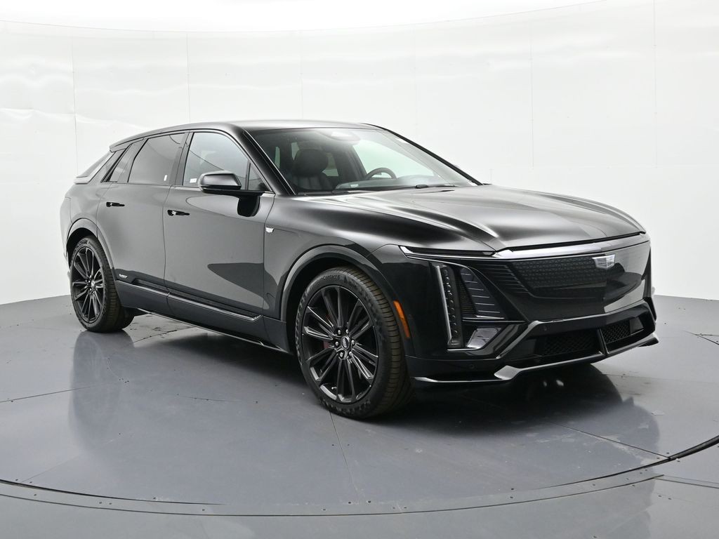 Cadillac LYRIQ Vehicle Full-screen Gallery Image 3