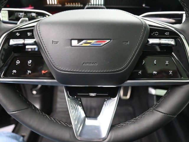 2026 Cadillac LYRIQ V - Photo 16