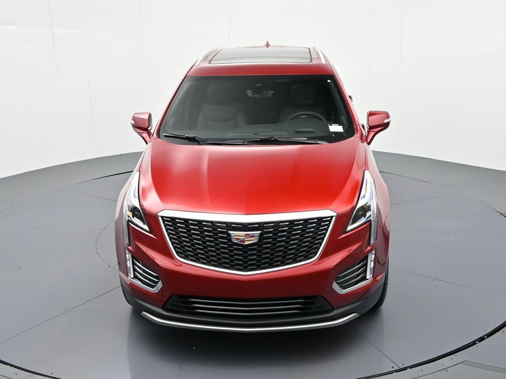 Cadillac XT5 Vehicle Full-screen Gallery Image 29
