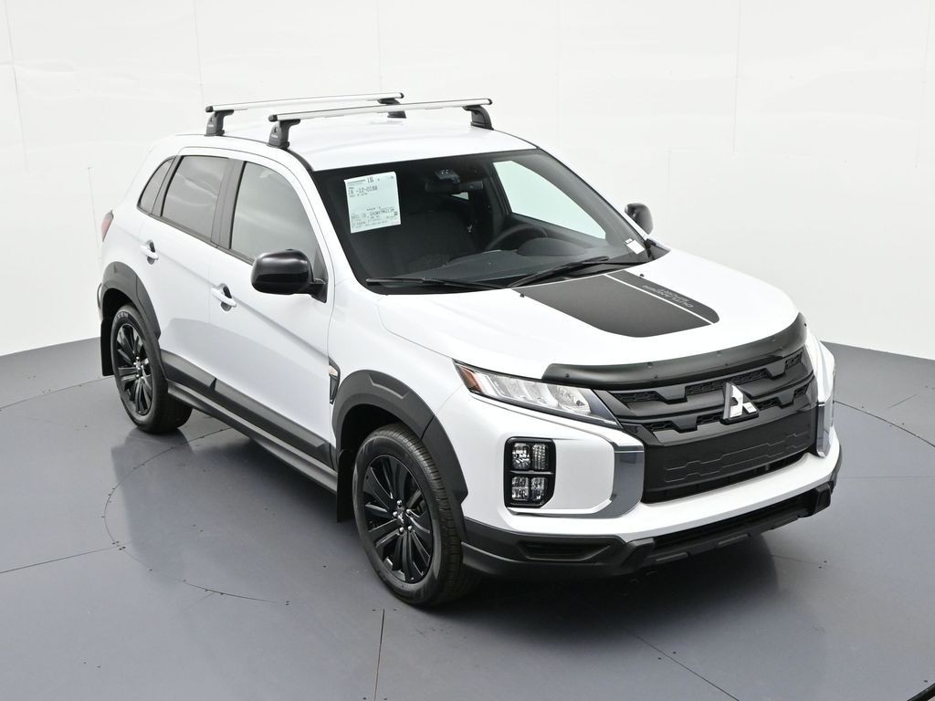 Mitsubishi Outlander Sport Vehicle Full-screen Gallery Image 21