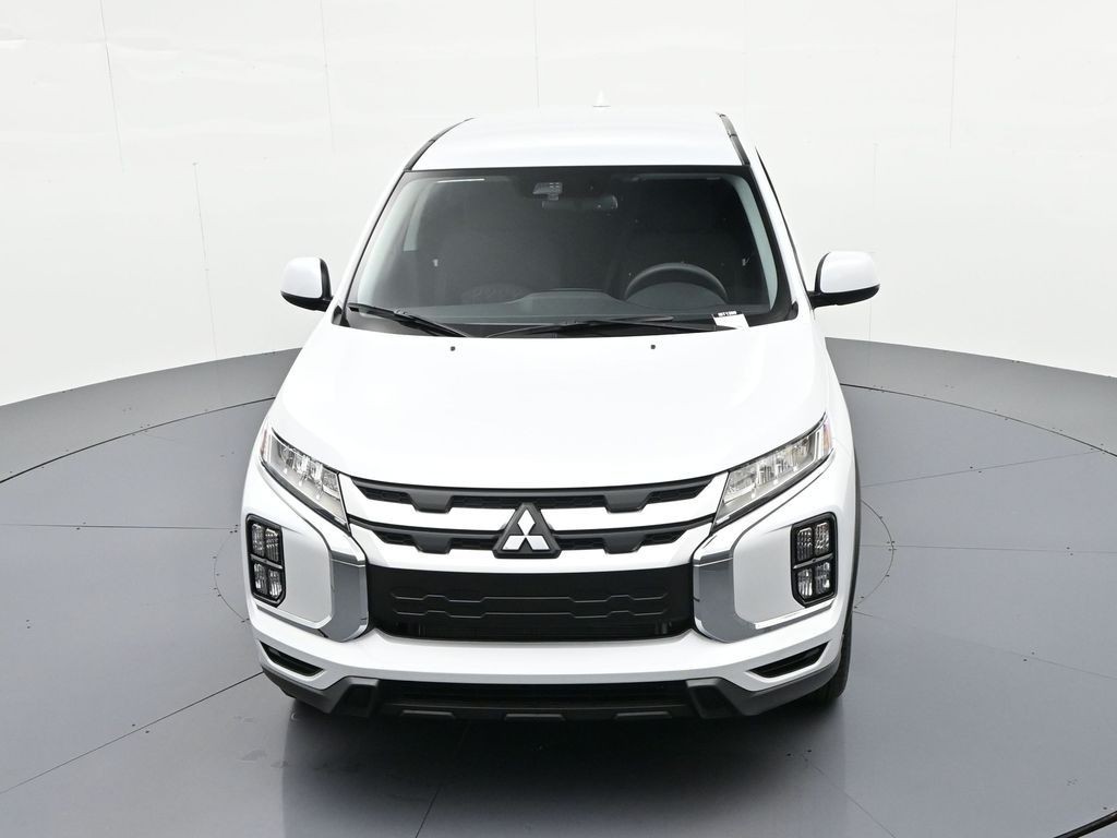 Mitsubishi Outlander Sport Vehicle Full-screen Gallery Image 22