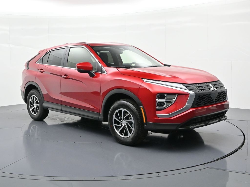 Mitsubishi Eclipse Cross Vehicle Full-screen Gallery Image 3