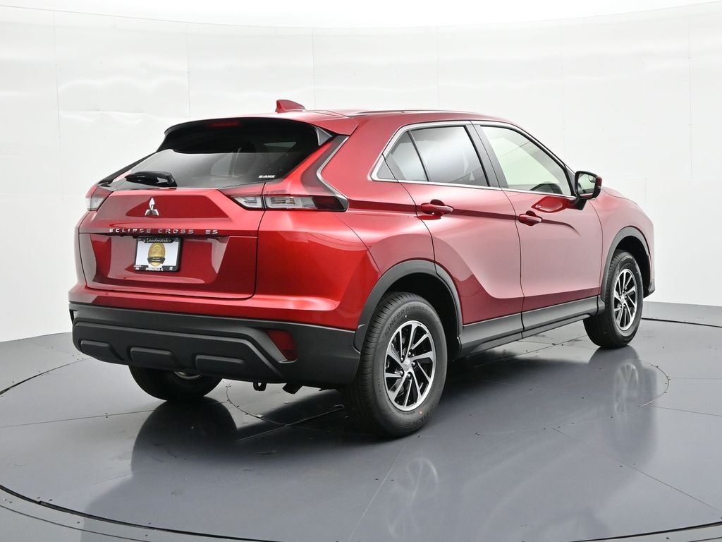 Mitsubishi Eclipse Cross Vehicle Full-screen Gallery Image 5