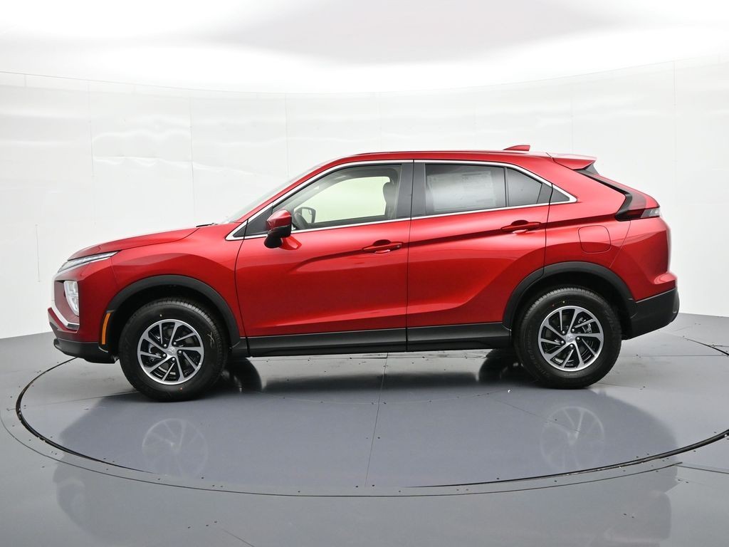 Mitsubishi Eclipse Cross Vehicle Full-screen Gallery Image 8