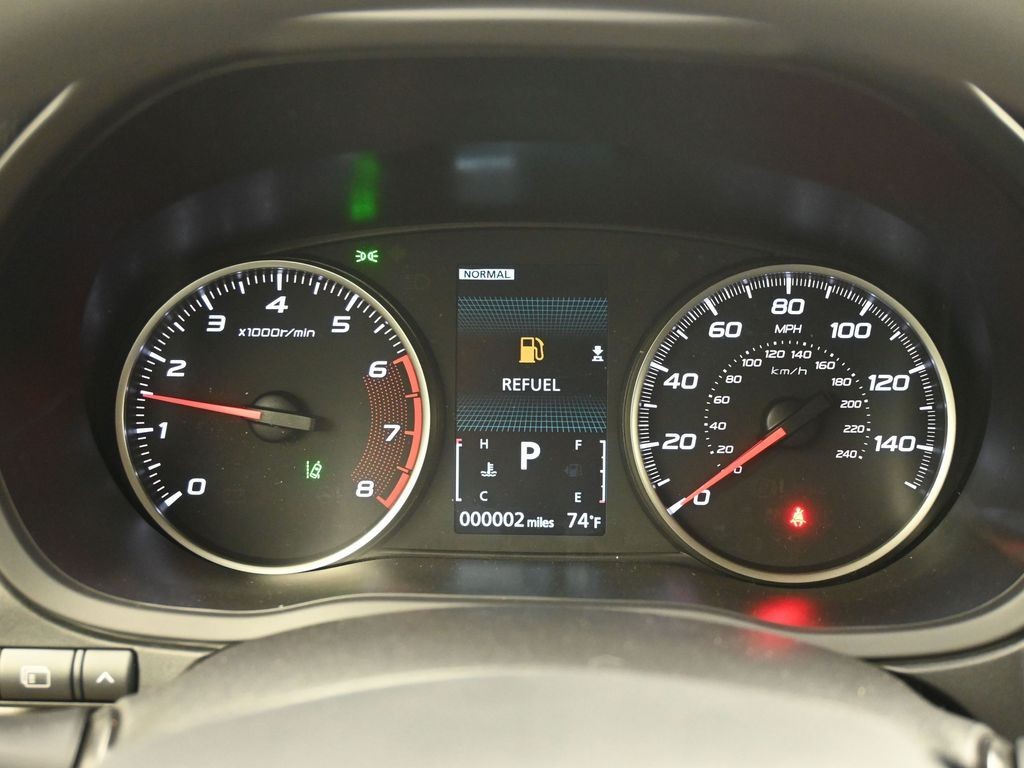 Mitsubishi Eclipse Cross Vehicle Full-screen Gallery Image 9