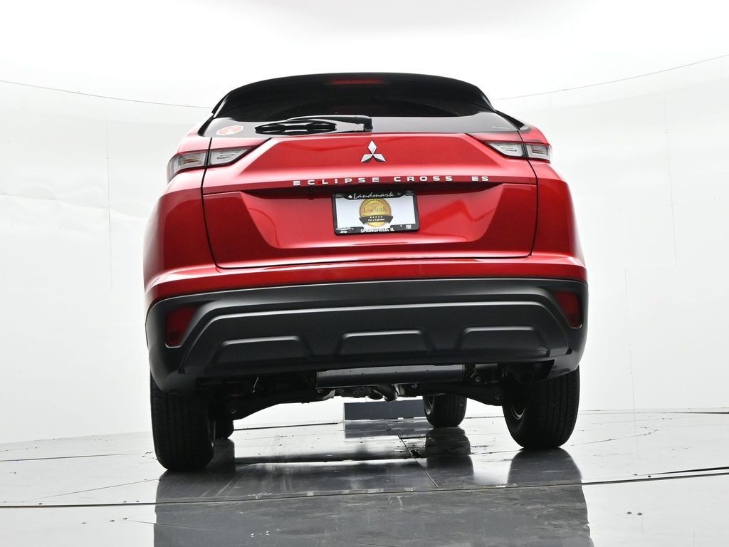 Mitsubishi Eclipse Cross Vehicle Full-screen Gallery Image 26