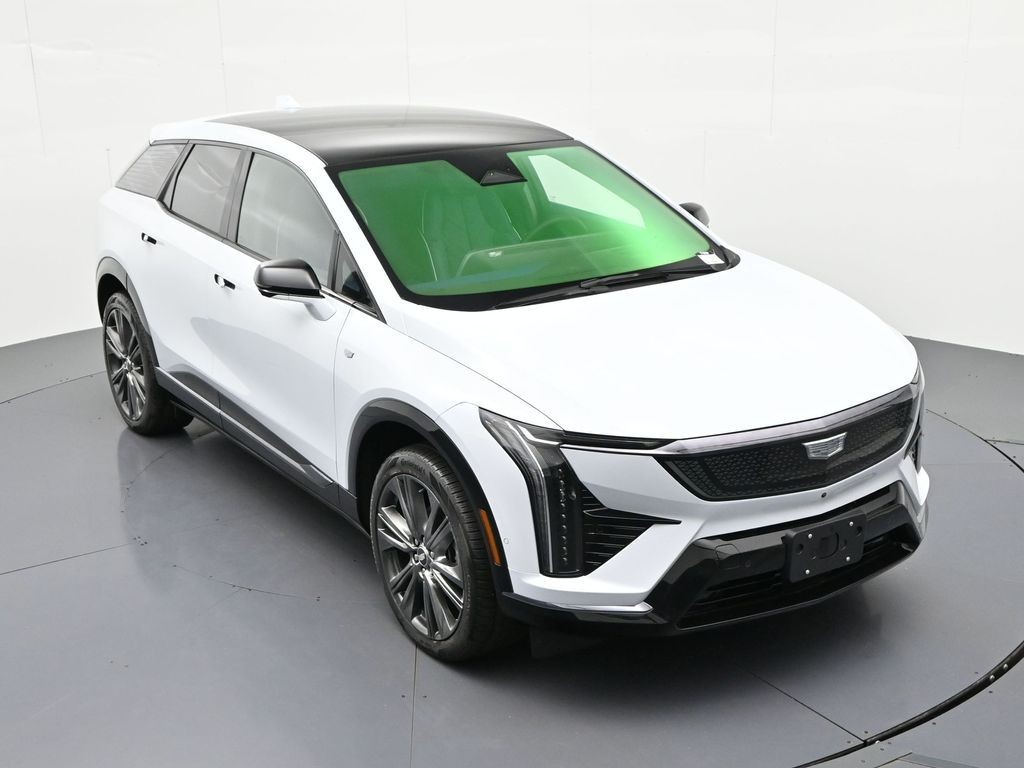 Cadillac OPTIQ Vehicle Full-screen Gallery Image 13