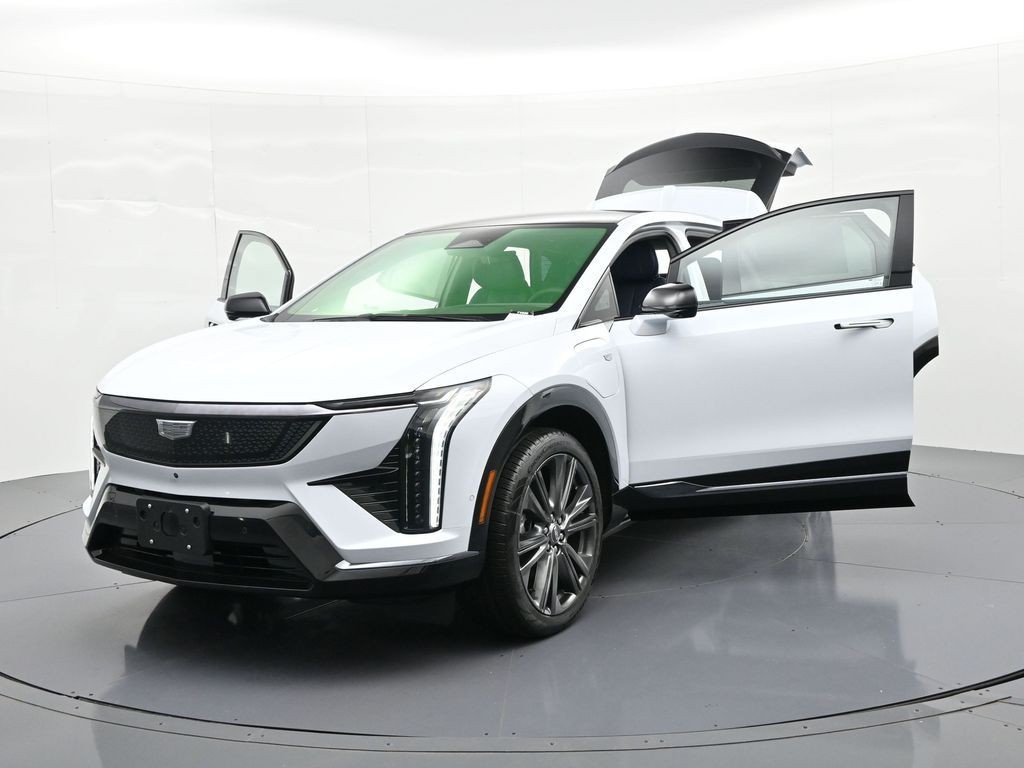 Cadillac OPTIQ Vehicle Full-screen Gallery Image 23