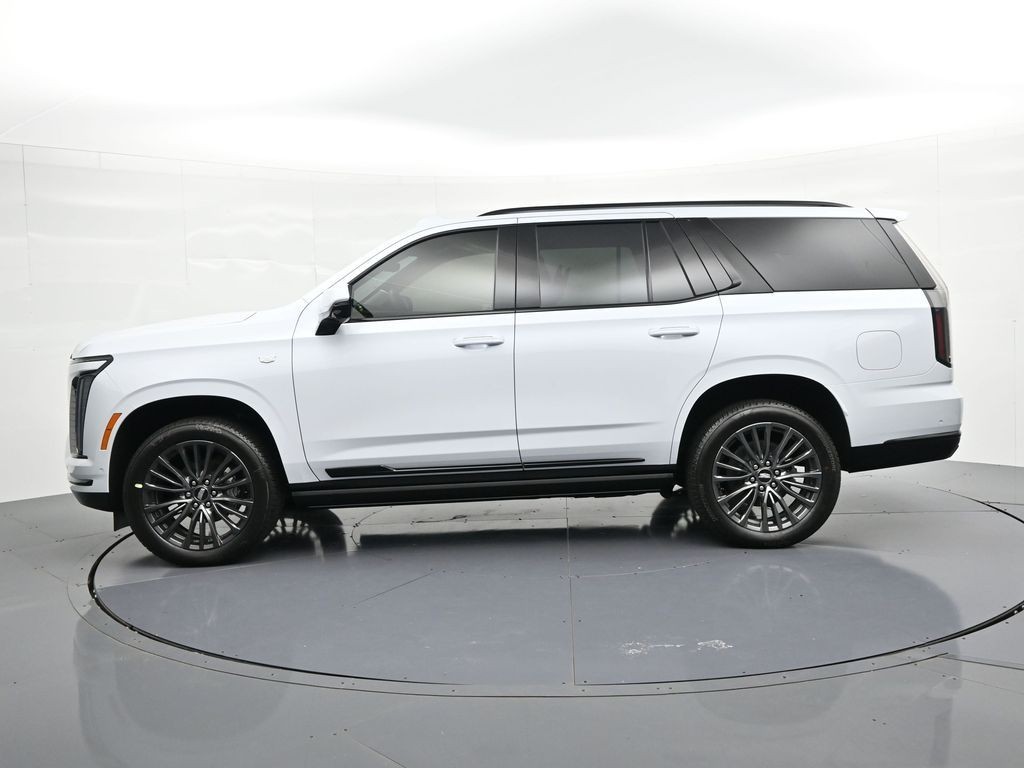 Cadillac Escalade Vehicle Full-screen Gallery Image 8