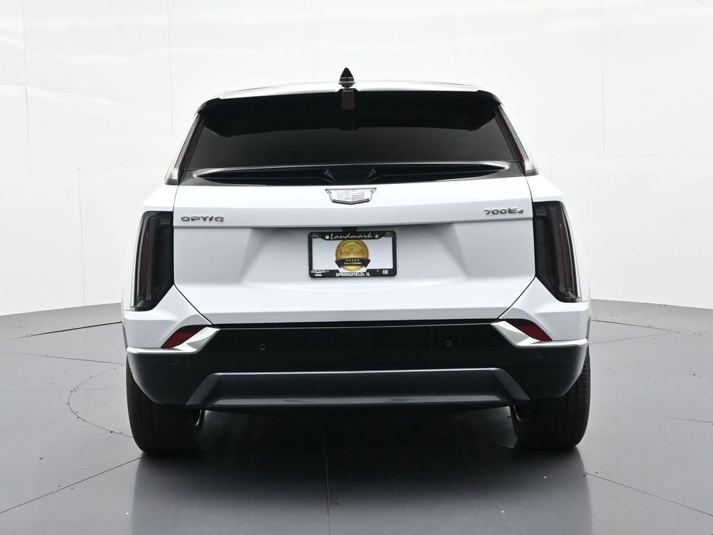 Cadillac OPTIQ Vehicle Full-screen Gallery Image 6