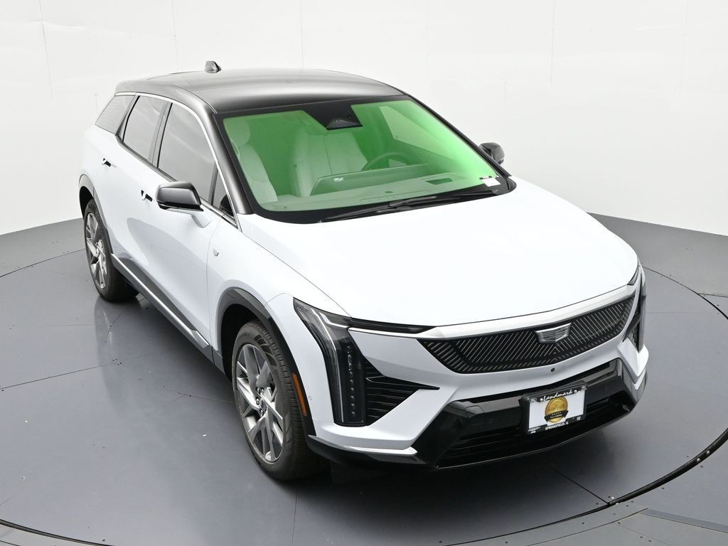 Cadillac OPTIQ Vehicle Full-screen Gallery Image 16