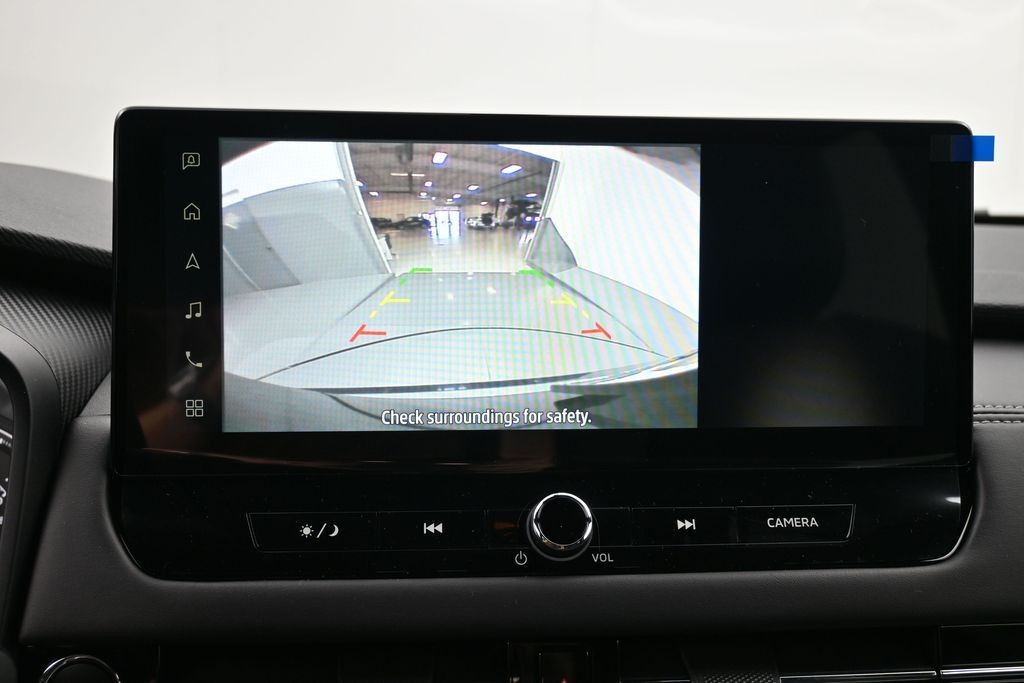 Mitsubishi Outlander Vehicle Full-screen Gallery Image 15