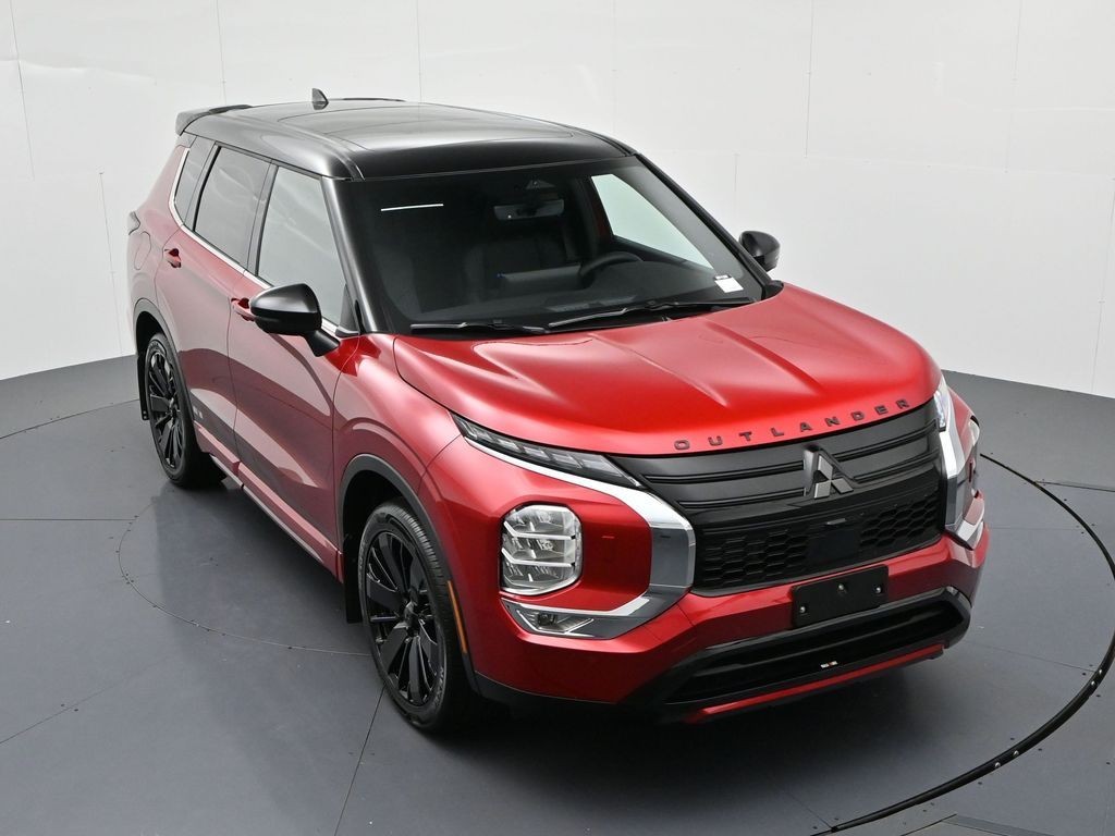 Mitsubishi Outlander Vehicle Full-screen Gallery Image 22