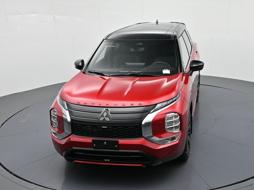 Mitsubishi Outlander Vehicle Full-screen Gallery Image 23