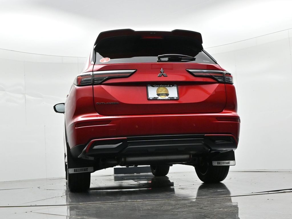 Mitsubishi Outlander Vehicle Full-screen Gallery Image 27