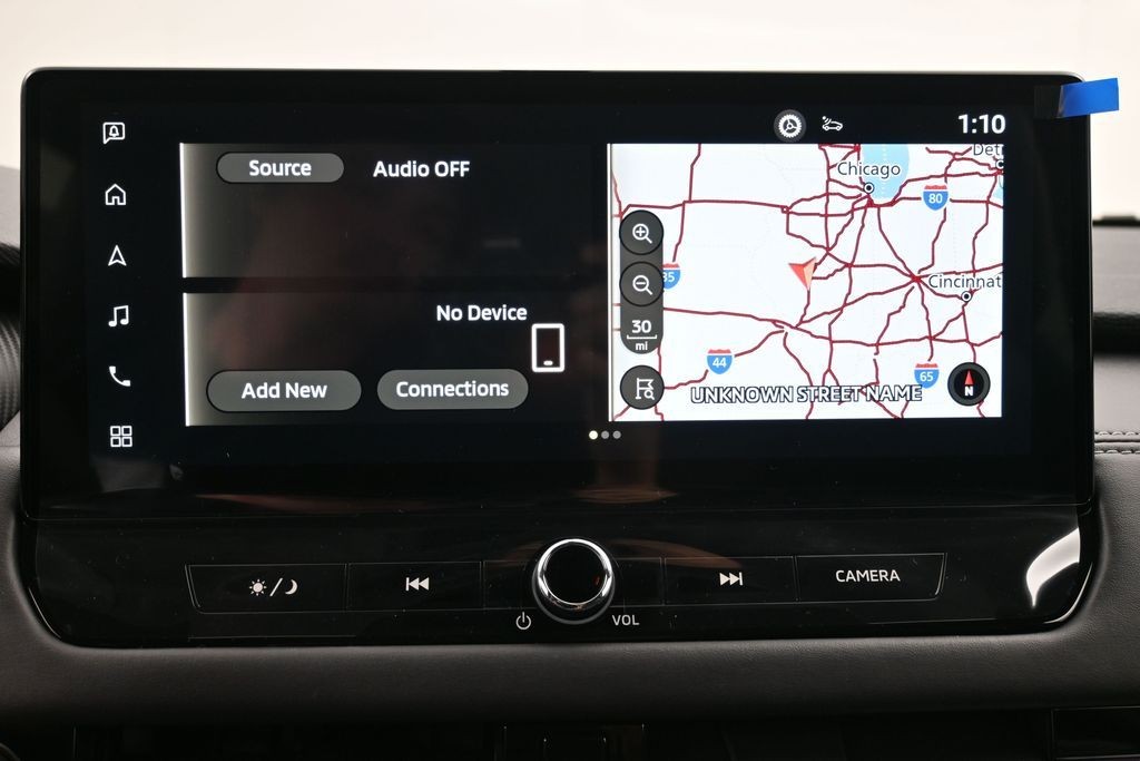 Mitsubishi Outlander Plug-In Hybrid Vehicle Full-screen Gallery Image 10